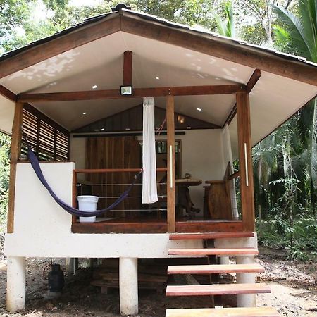 Green Corner Cahuita Bagian luar foto